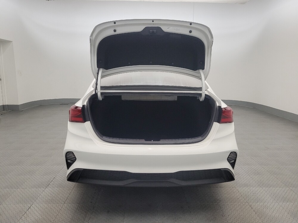 2024 Kia Forte in Mesa, AZ 85210 - 18135354 29