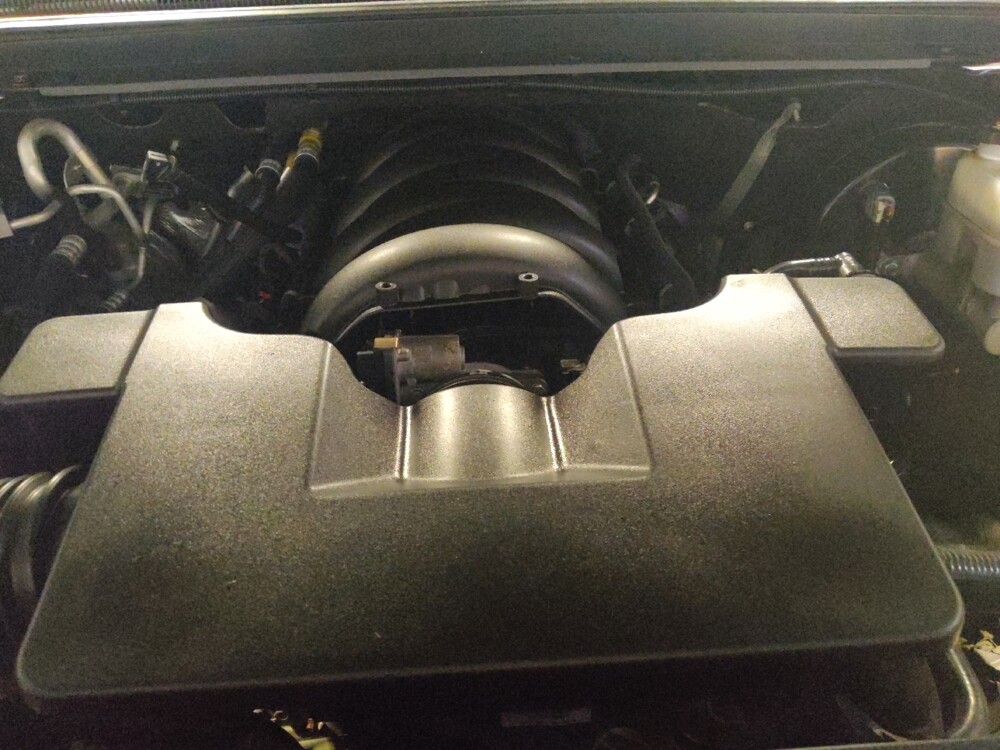 2019 Chevrolet Tahoe in Mesa, AZ 85210 - 18135355 30