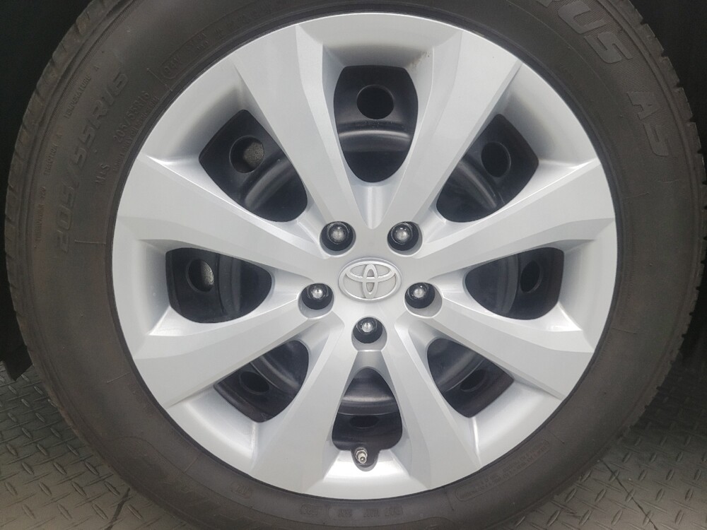 2022 Toyota Corolla in Glendale, AZ 85301 - 18135358 31