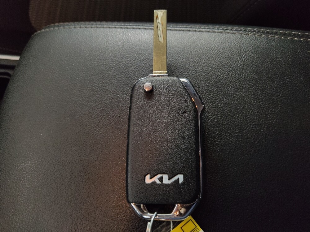 2022 Kia Sorento in Stone Mountain, GA 30083 - 18135368 32