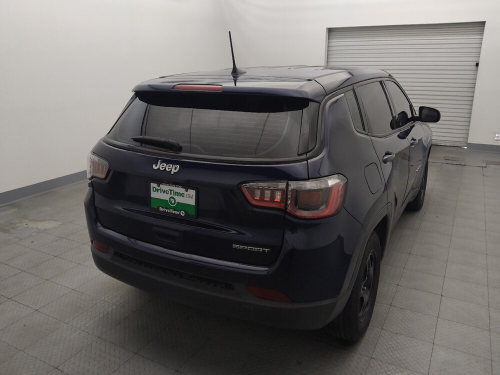 2018 Jeep Compass in Houston, TX 77060 - 18135373 7