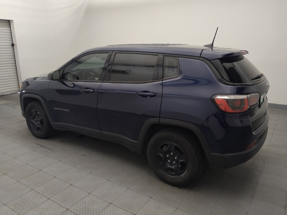 2018 Jeep Compass in Houston, TX 77060 - 18135373 3