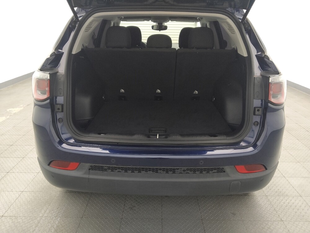 2018 Jeep Compass in Houston, TX 77060 - 18135373 29