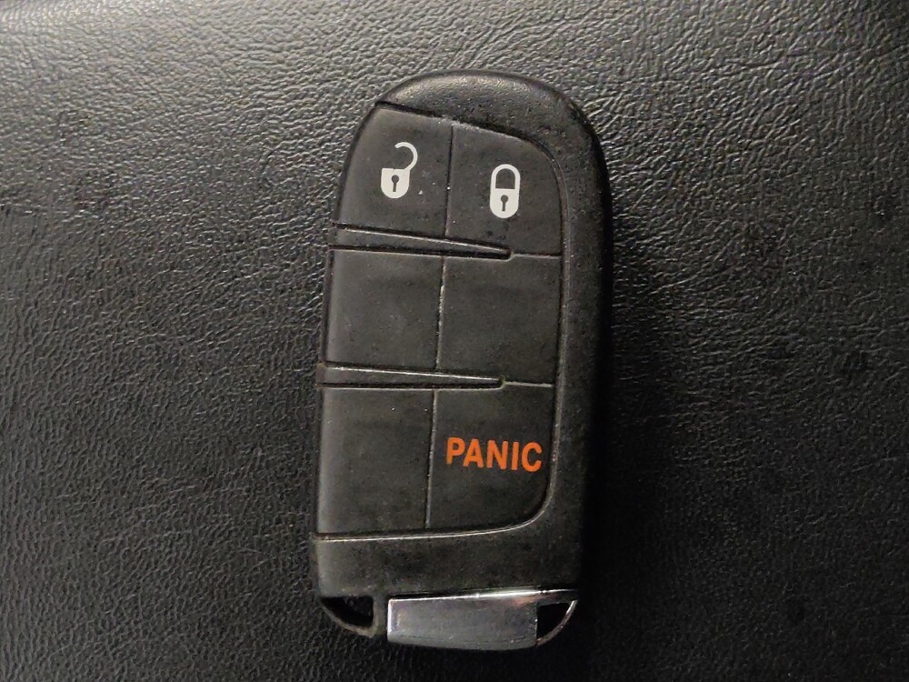 2018 Jeep Compass in Houston, TX 77060 - 18135373 32