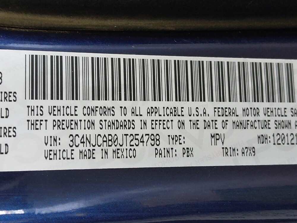 2018 Jeep Compass in Houston, TX 77060 - 18135373 33