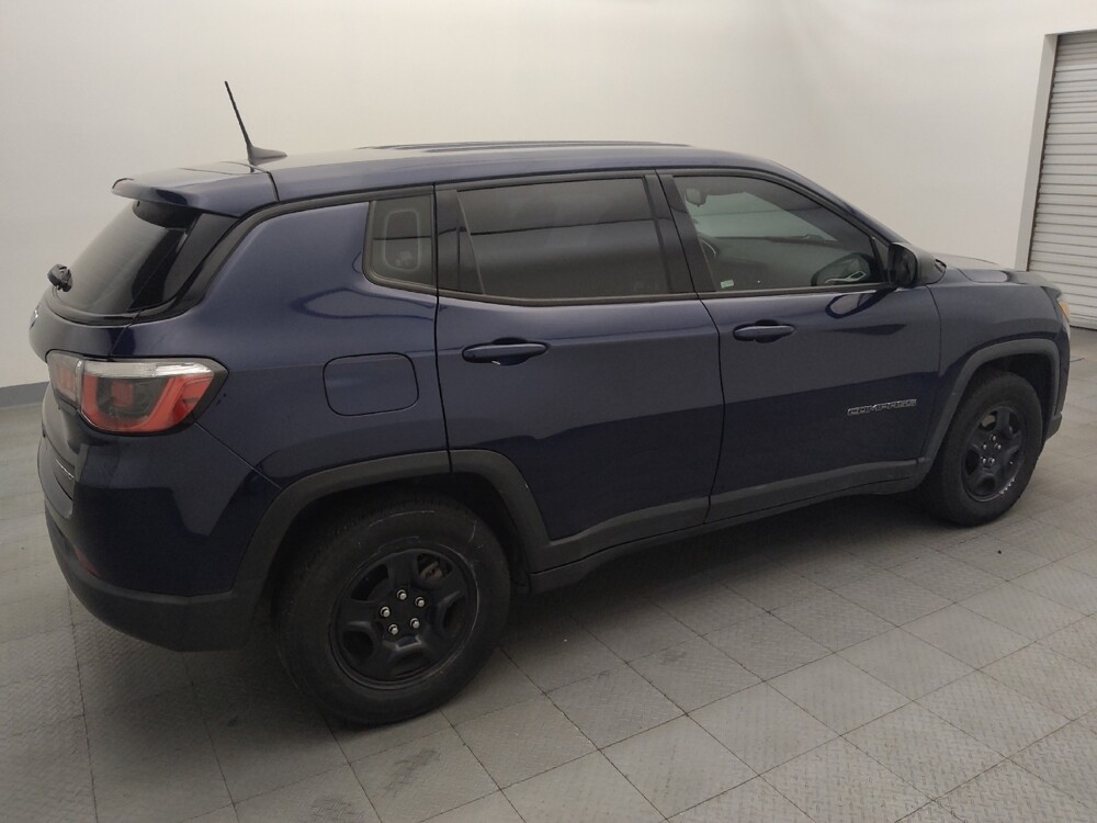 2018 Jeep Compass in Houston, TX 77060 - 18135373 10