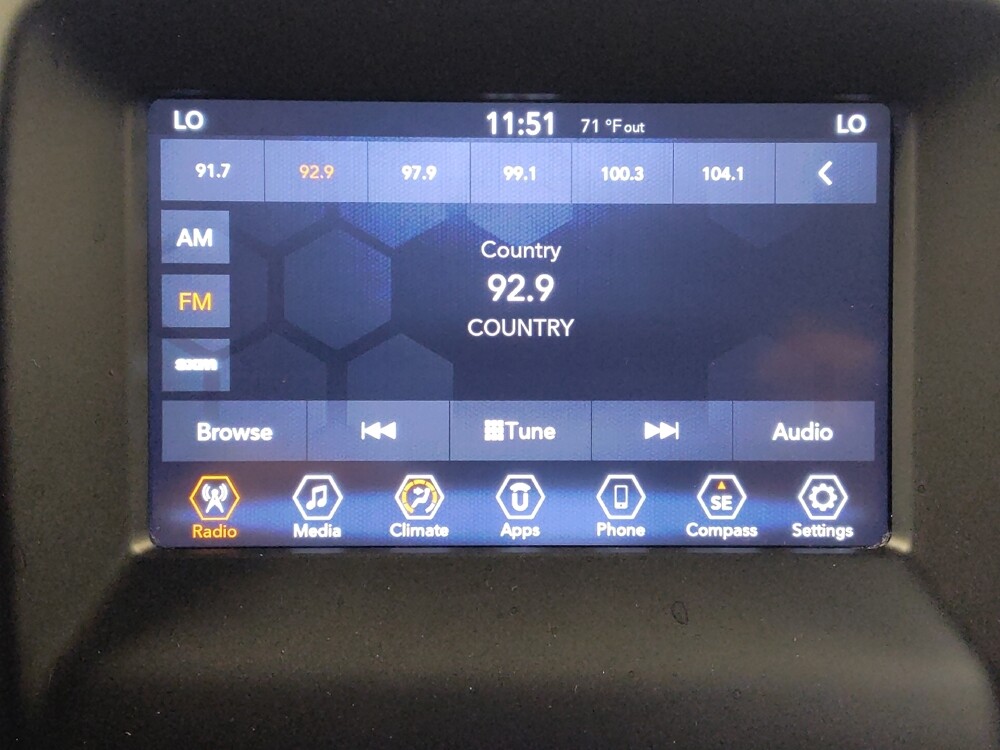 2018 Jeep Compass in Houston, TX 77060 - 18135373 25