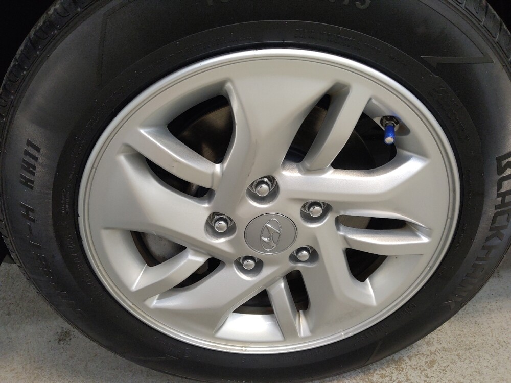 2023 Hyundai Venue in Fairfield, OH 45014 - 18135375 31