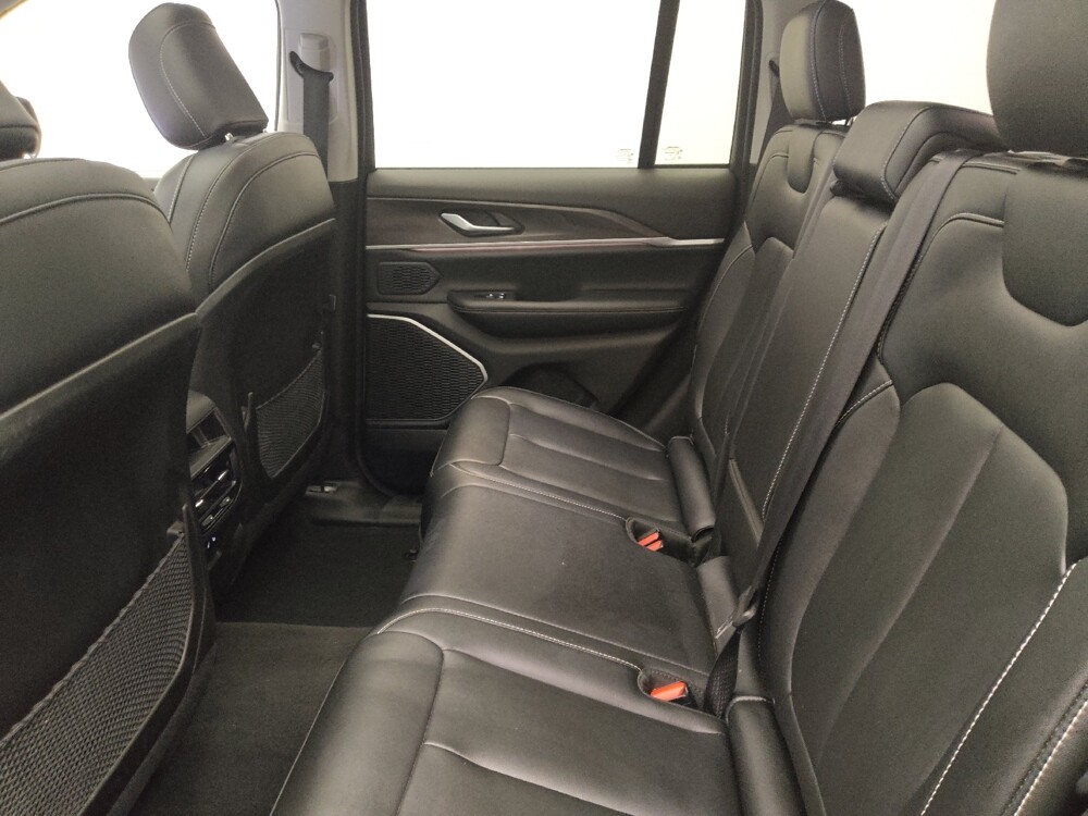 2023 Jeep Grand Cherokee in Lombard, IL 60148 - 18135376 18