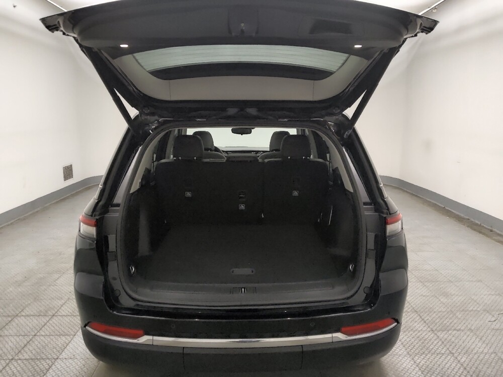 2023 Jeep Grand Cherokee in Lombard, IL 60148 - 18135376 29