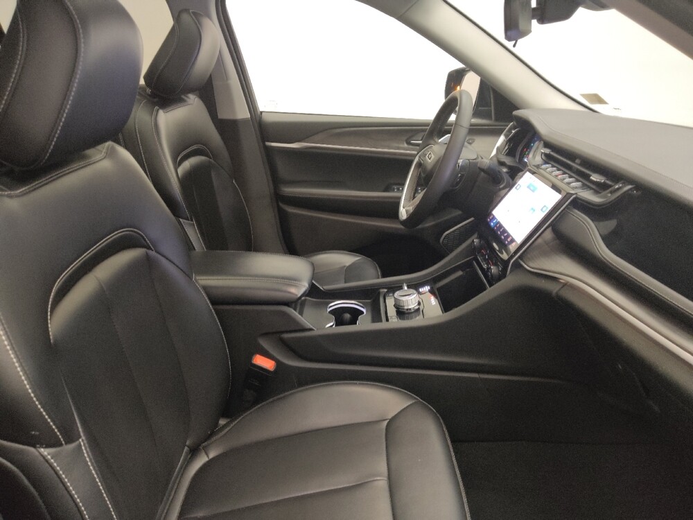 2023 Jeep Grand Cherokee in Lombard, IL 60148 - 18135376 21