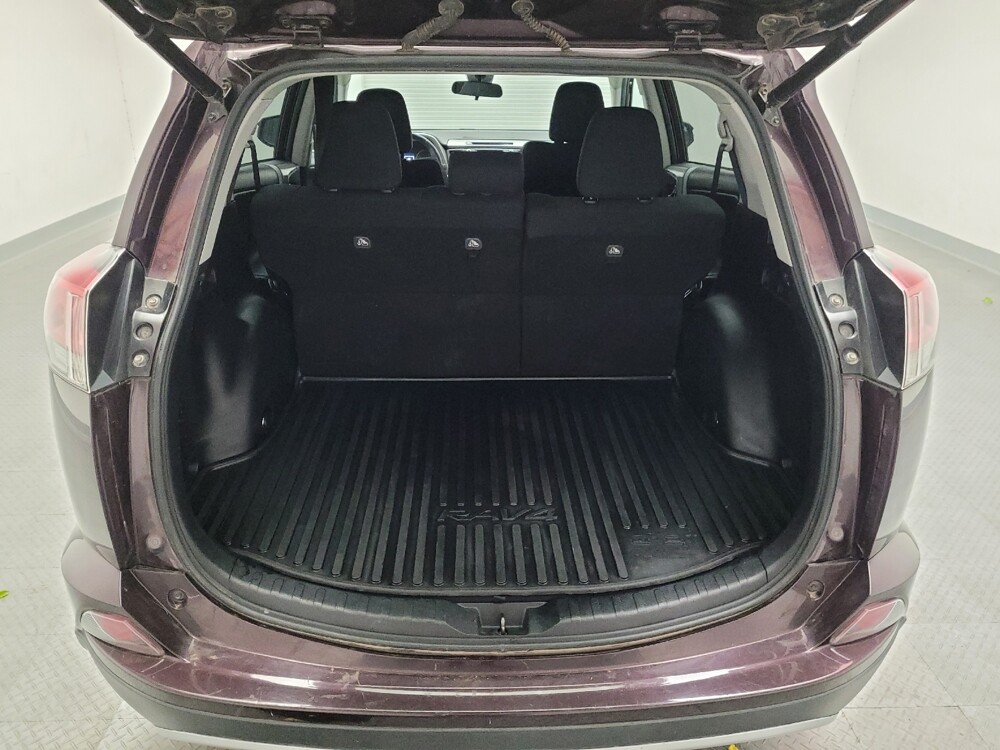 2018 Toyota RAV4 in Sacramento, CA 95821 - 18135378 29