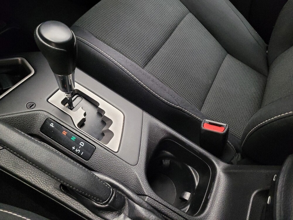 2018 Toyota RAV4 in Sacramento, CA 95821 - 18135378 26