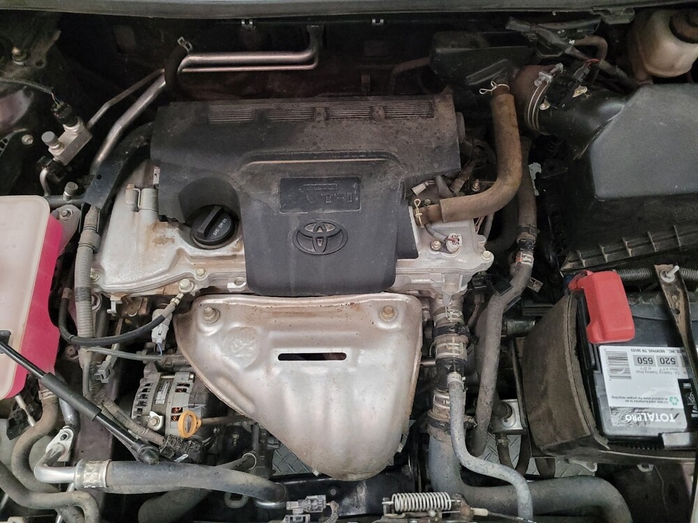 2018 Toyota RAV4 in Sacramento, CA 95821 - 18135378 30