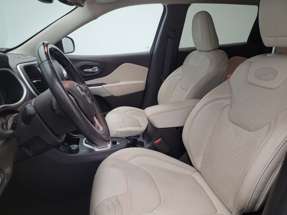 2017 Jeep Cherokee in Phoenix, AZ 85015 - 18135379 17