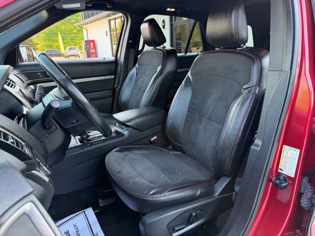 2019 Ford Explorer in Knoxville, TN 37920 - 18135380 13