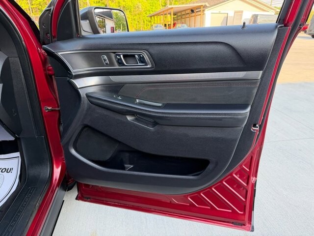 2019 Ford Explorer in Knoxville, TN 37920 - 18135380 11