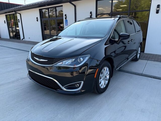 2019 Chrysler Pacifica in Knoxville, TN 37920 - 18135381 5