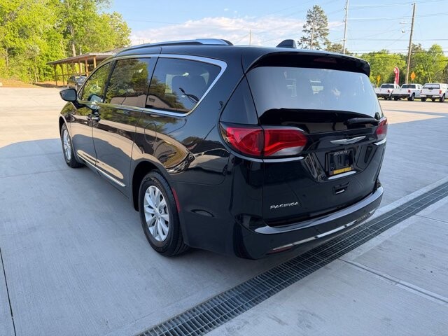 2019 Chrysler Pacifica in Knoxville, TN 37920 - 18135381 4