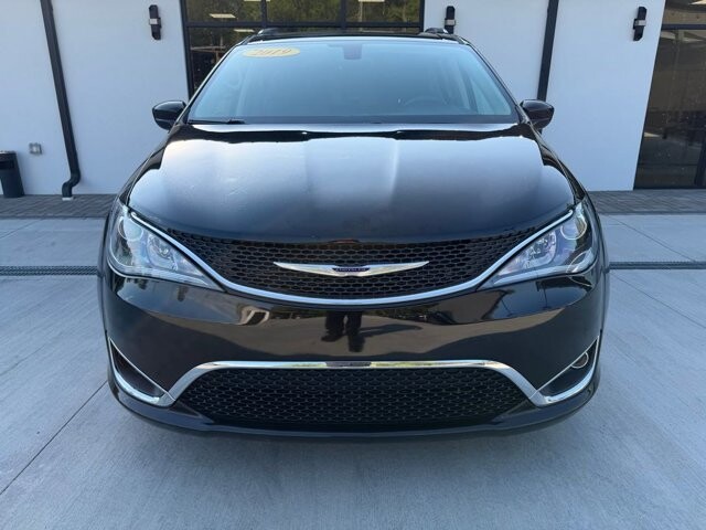 2019 Chrysler Pacifica in Knoxville, TN 37920 - 18135381 6