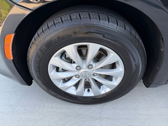 2019 Chrysler Pacifica in Knoxville, TN 37920 - 18135381 30