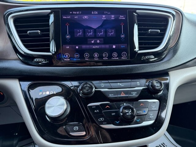 2019 Chrysler Pacifica in Knoxville, TN 37920 - 18135381 22