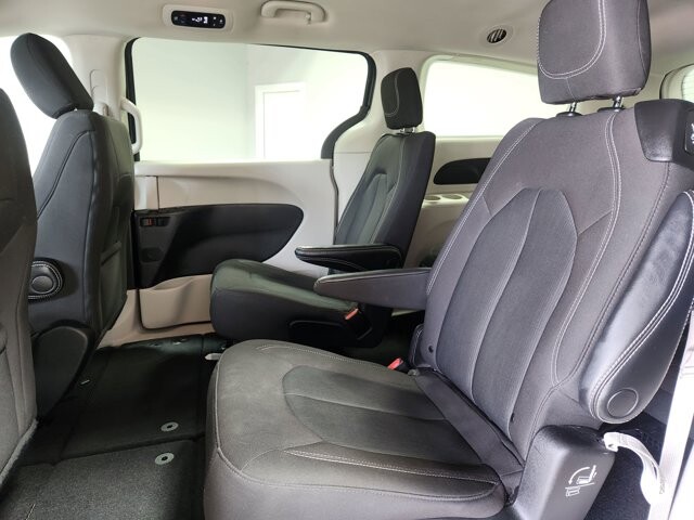 2023 Chrysler Voyager in Cinnaminson, NJ 08077 - 18135386 11