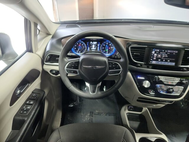 2023 Chrysler Voyager in Cinnaminson, NJ 08077 - 18135386 15