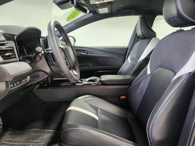 2025 Toyota Camry in Cinnaminson, NJ 08077 - 18135388 13