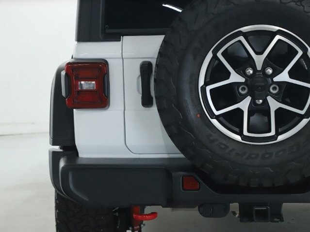2026 Jeep Wrangler in Bedford, OH 44146 - 18135403 44