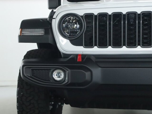 2026 Jeep Wrangler in Bedford, OH 44146 - 18135403 6