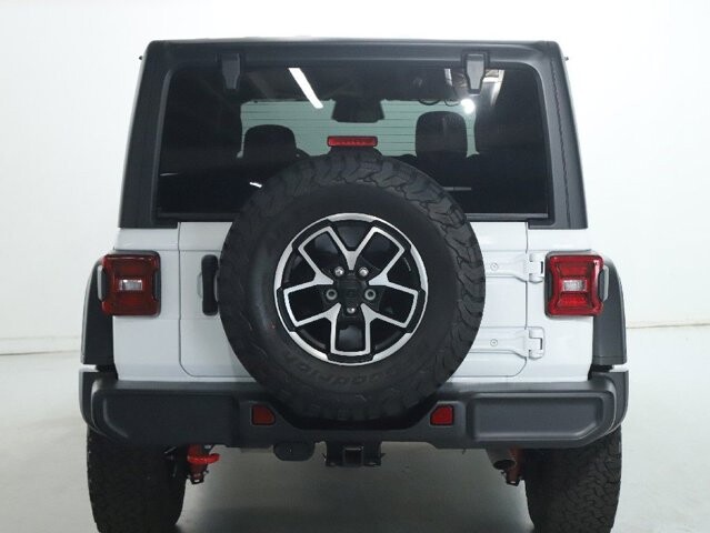 2026 Jeep Wrangler in Bedford, OH 44146 - 18135403 43