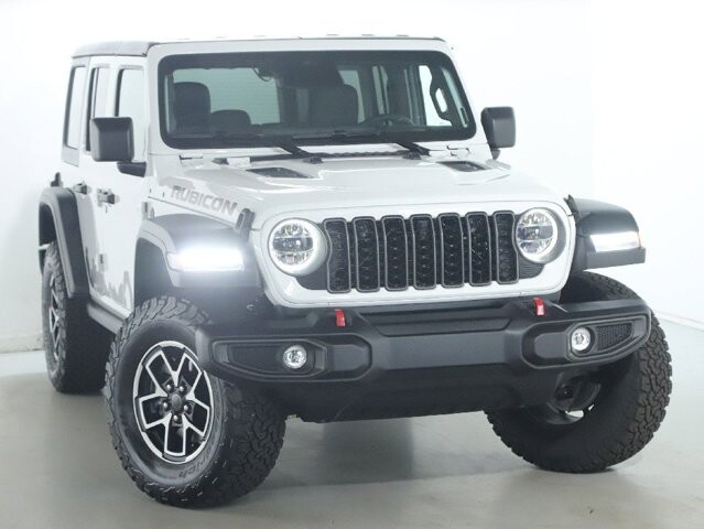 2026 Jeep Wrangler in Bedford, OH 44146 - 18135403 2