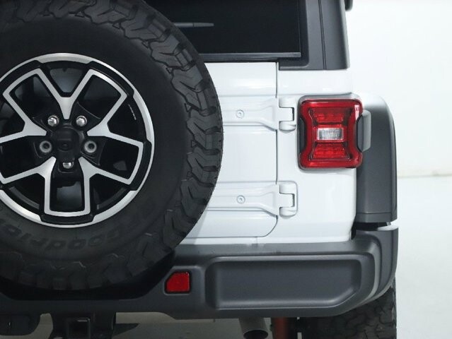 2026 Jeep Wrangler in Bedford, OH 44146 - 18135403 45