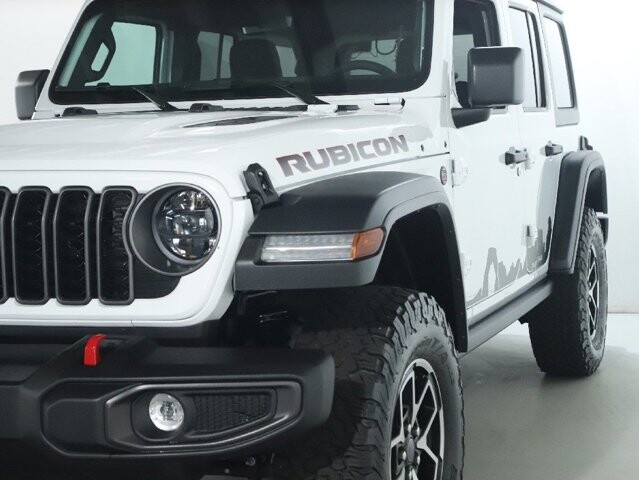 2026 Jeep Wrangler in Bedford, OH 44146 - 18135403 4
