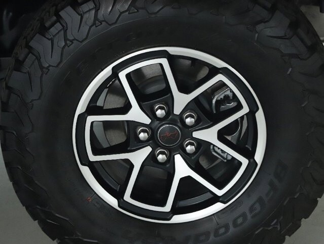 2026 Jeep Wrangler in Bedford, OH 44146 - 18135403 40