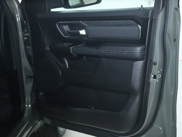 2026 RAM 1500 in Bedford, OH 44146 - 18135408 33