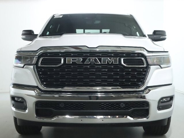 2026 RAM 1500 in Bedford, OH 44146 - 18135409 7