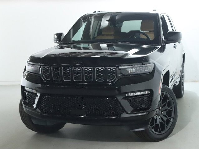 2025 Jeep Grand Cherokee in Bedford, OH 44146 - 18135413 3