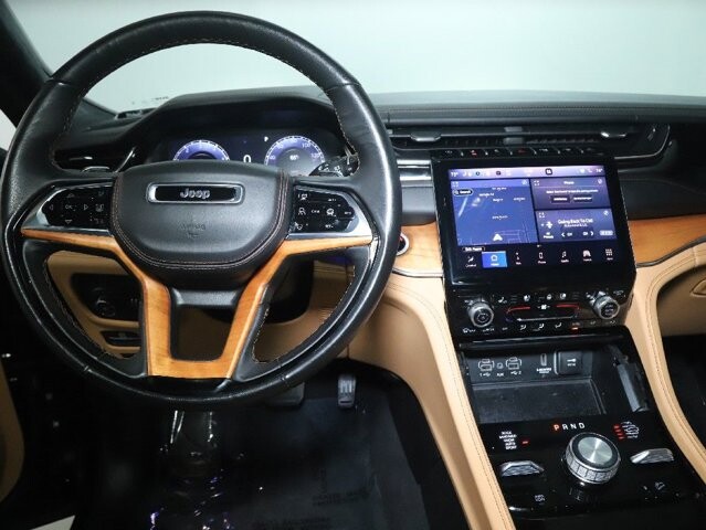 2025 Jeep Grand Cherokee in Bedford, OH 44146 - 18135413 31