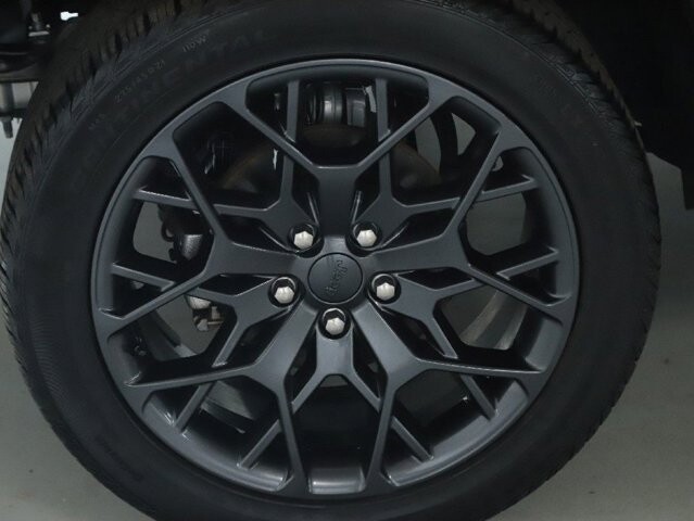 2025 Jeep Grand Cherokee in Bedford, OH 44146 - 18135413 12