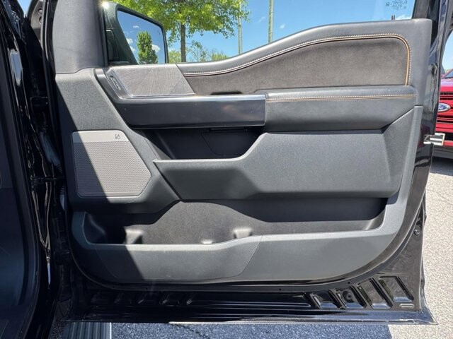 2021 Ford F150 in Winchester, VA 22602 - 18135418 8