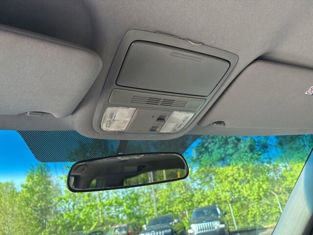 2012 Honda Pilot in Marysville, OH 43040 - 18135425 27