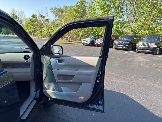 2012 Honda Pilot in Marysville, OH 43040 - 18135425 38