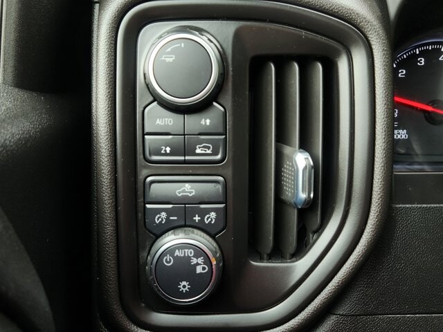 2023 Chevrolet Silverado 1500 in Cinnaminson, NJ 08077 - 18135426 17