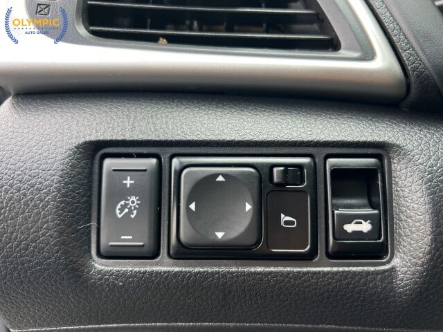 2018 Nissan Sentra in Decatur, GA 30032 - 18135427 35