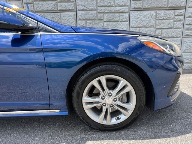 2018 Hyundai Sonata in Decatur, GA 30032 - 18135429 10