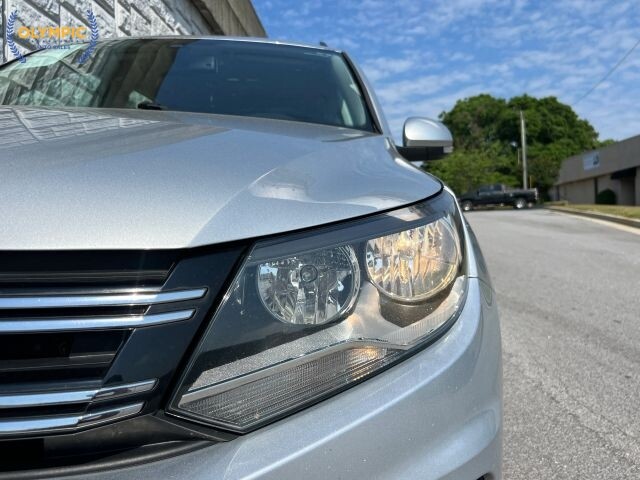 2017 Volkswagen Tiguan in Decatur, GA 30032 - 18135430 14