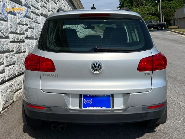 2017 Volkswagen Tiguan in Decatur, GA 30032 - 18135430 5