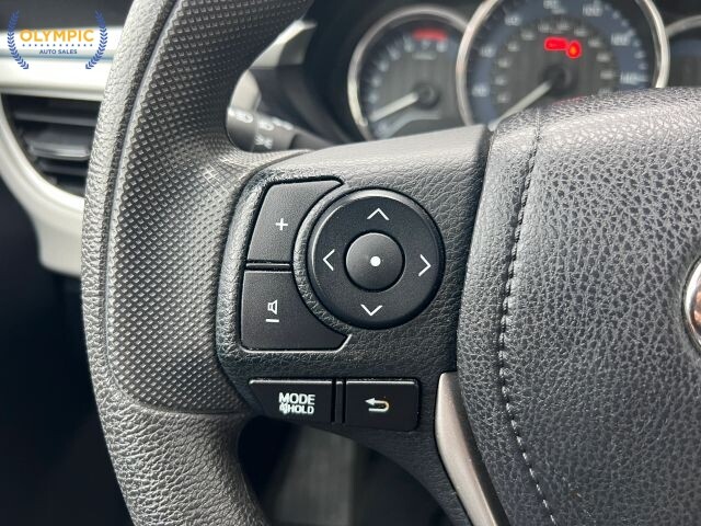 2016 Toyota Corolla in Decatur, GA 30032 - 18135431 23